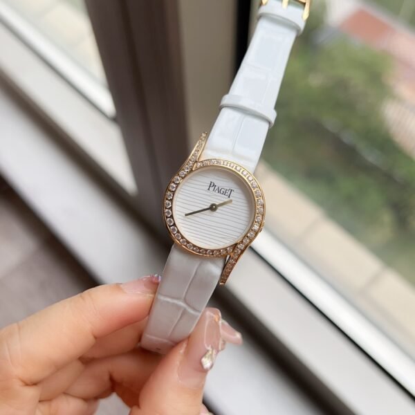 PIAGET