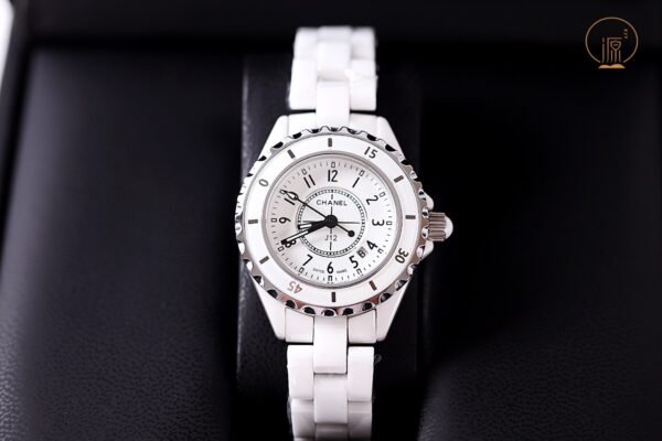 CHANEL - Image 3