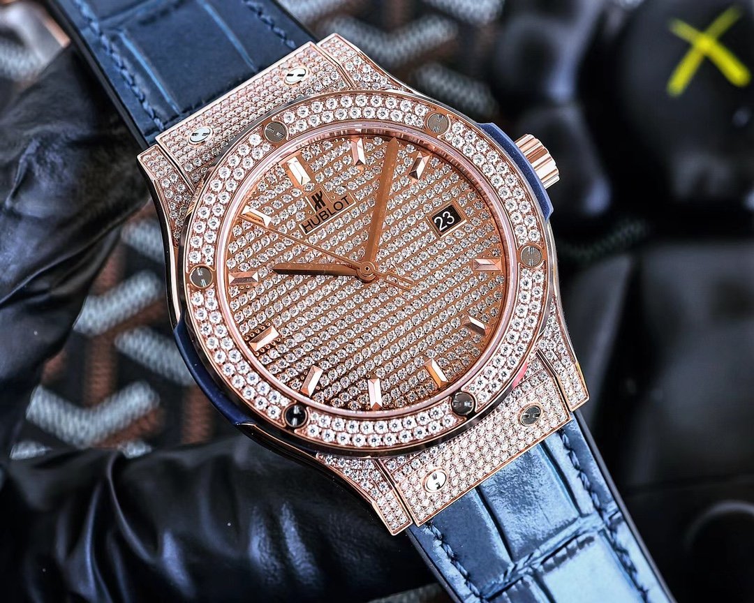 HUBLOT - Image 3