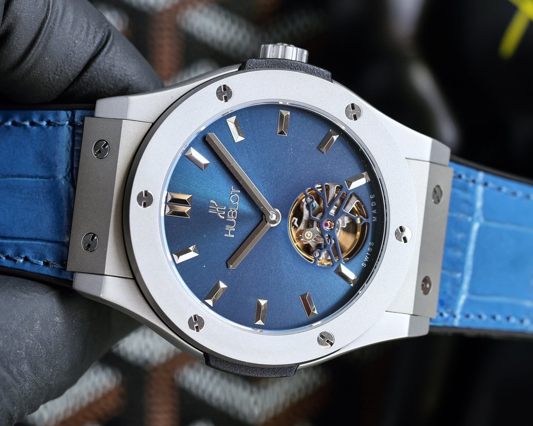 HUBLOT - Image 3