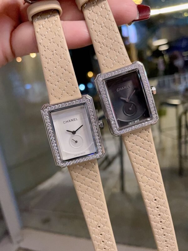 CHANEL - Image 7