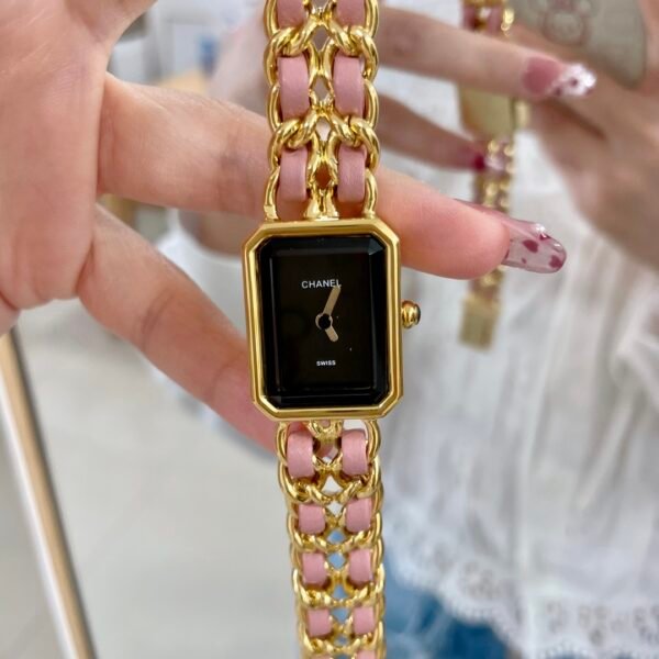 CHANEL - Image 3