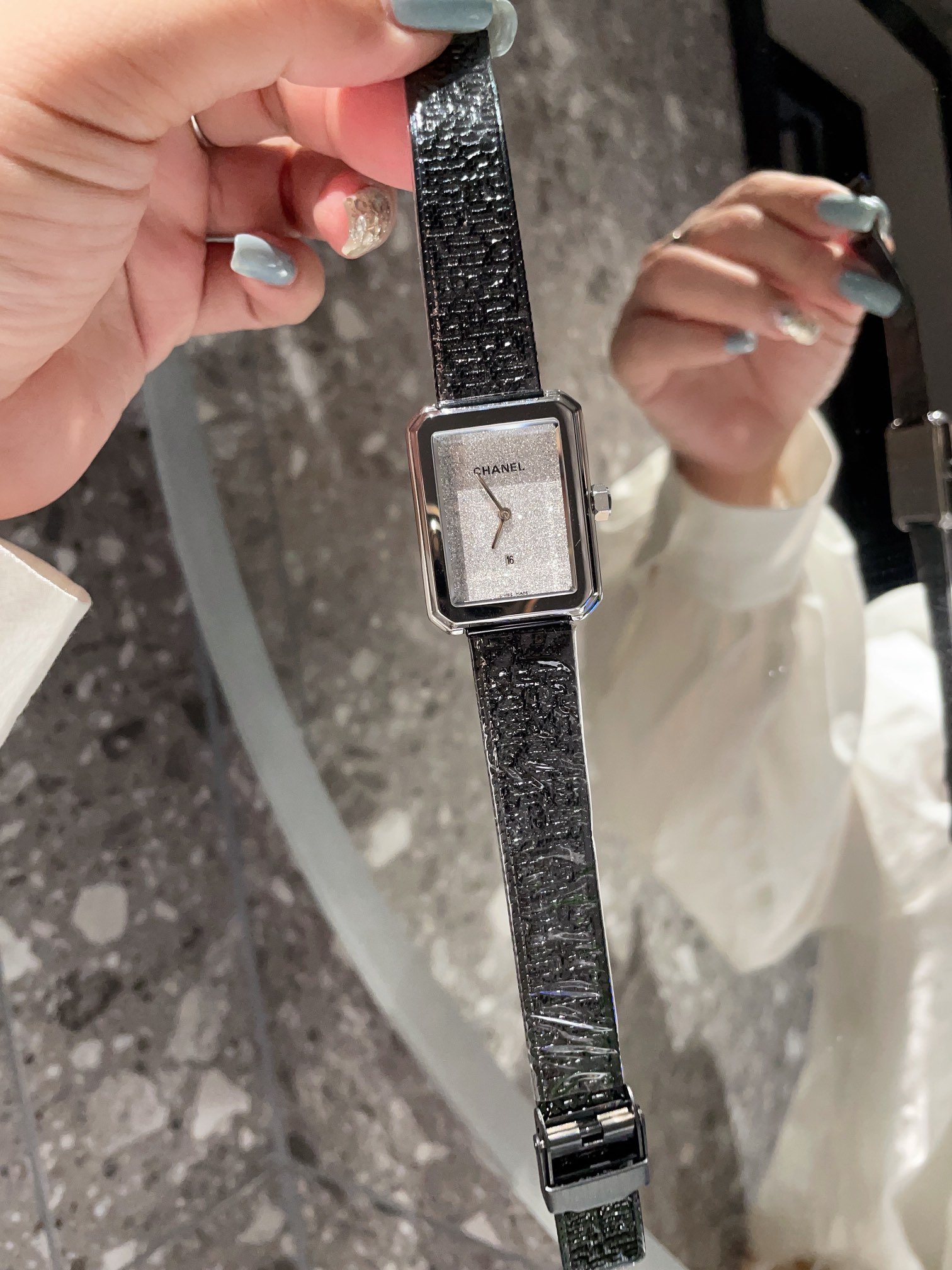 CHANEL - Image 7