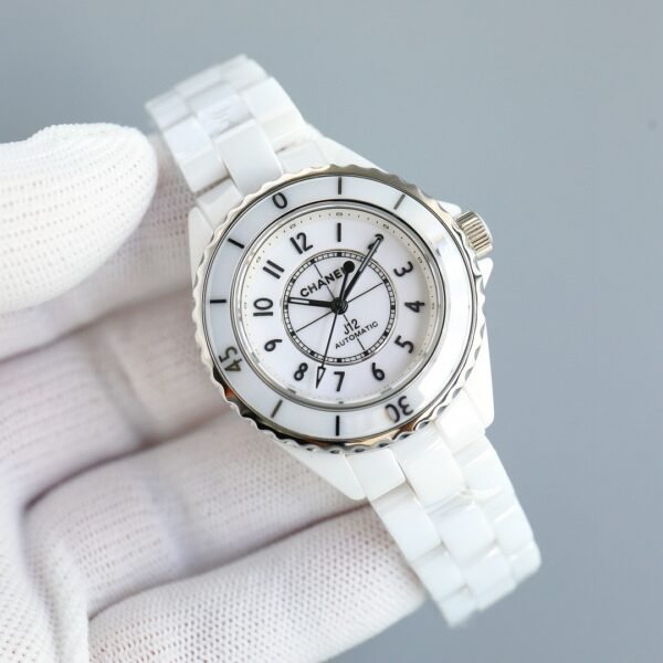 CHANEL - Image 7