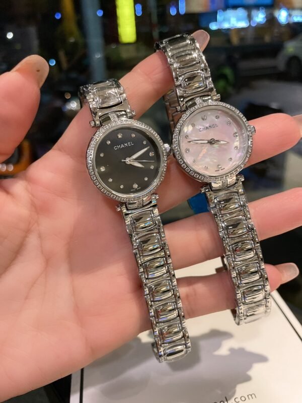 CHANEL - Image 7
