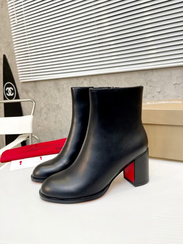Christian Louboutin - Image 3