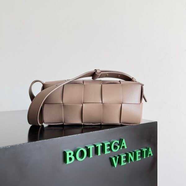 BOTTEGA VENETA - Image 3