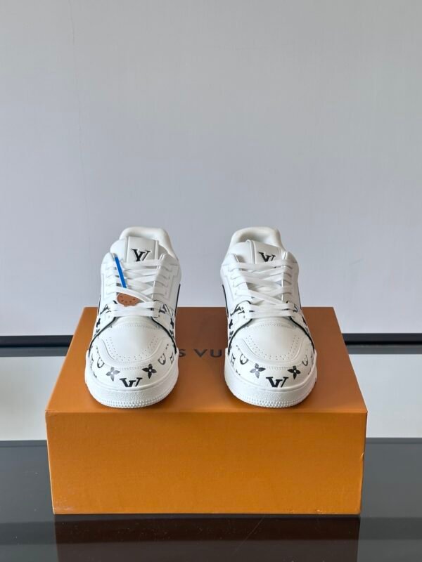LV MAN - Image 3