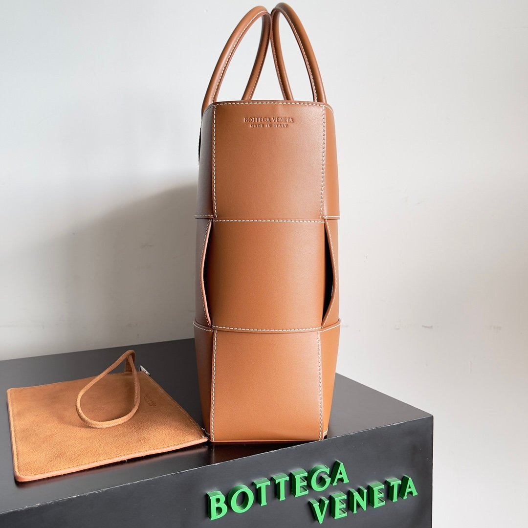 BOTTEGA VENETA - Image 3