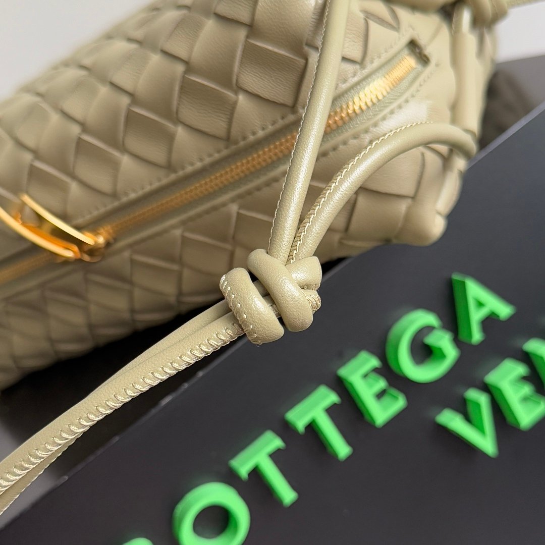 BOTTEGA VENETA - Image 3