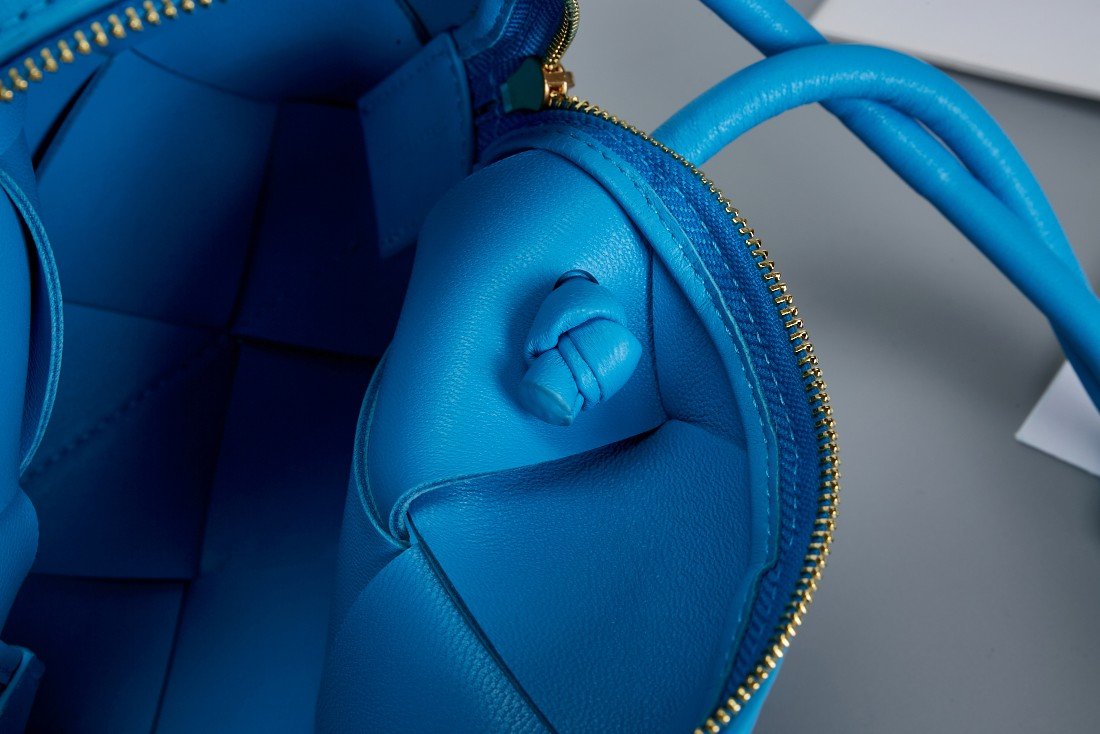 BOTTEGA VENETA - Image 3