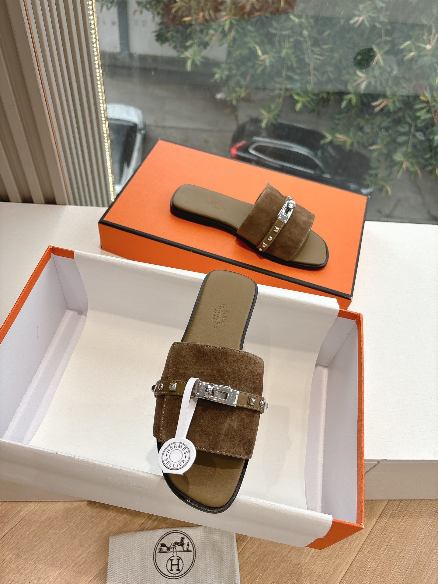 Hermes shoes - Image 4