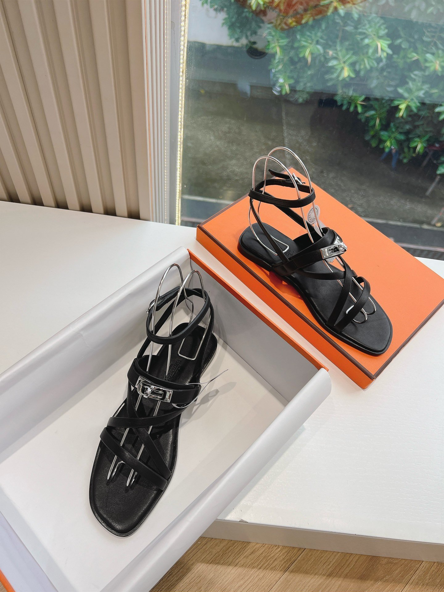 Hermes shoes - Image 4
