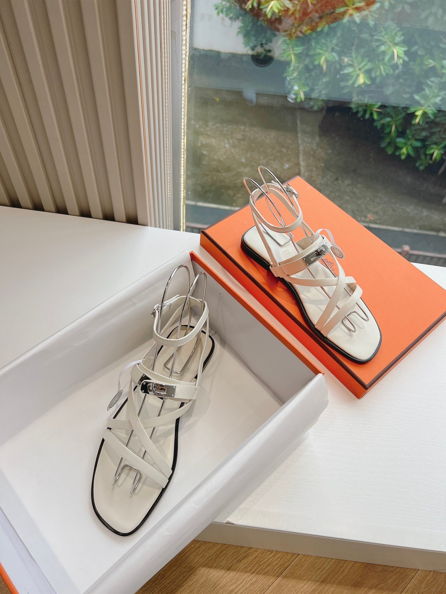 Hermes shoes - Image 4