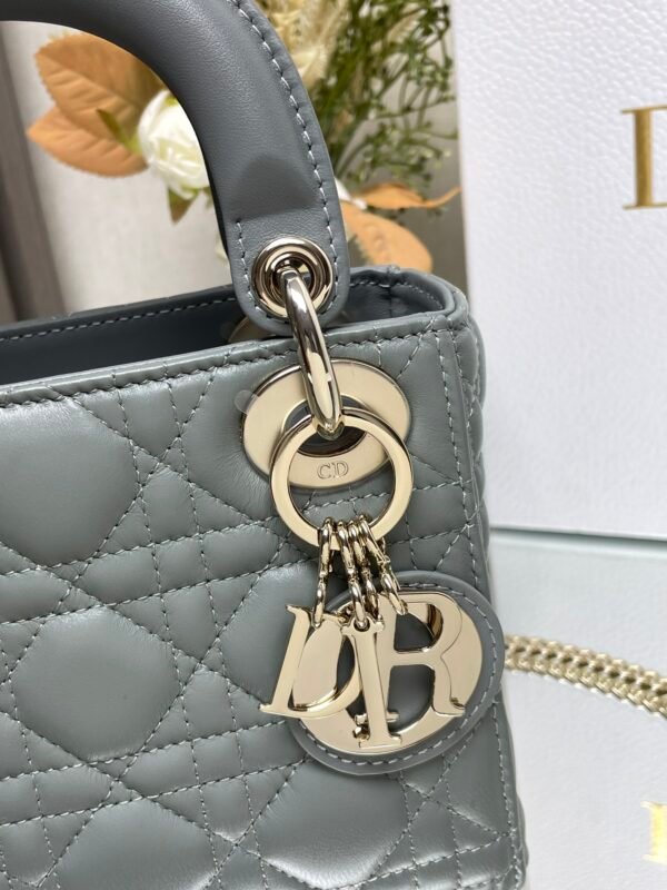 DIOR - Image 3