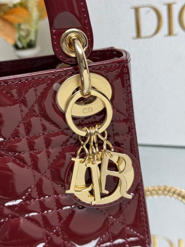 DIOR - Image 3