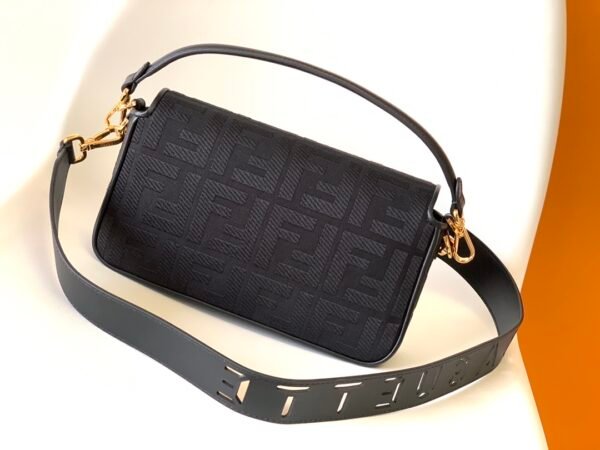 FENDI BAG - Image 4