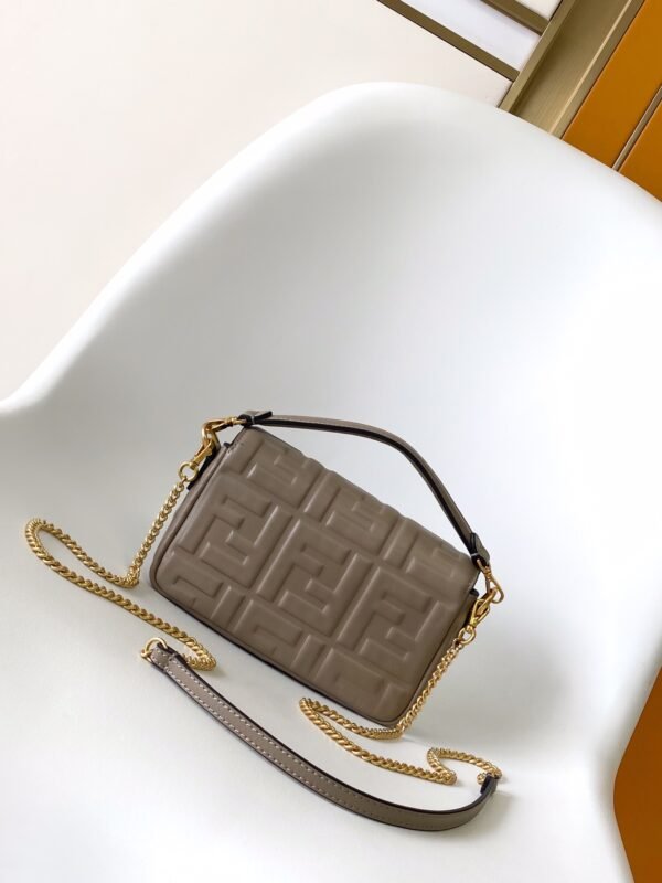 FENDI BAG - Image 4