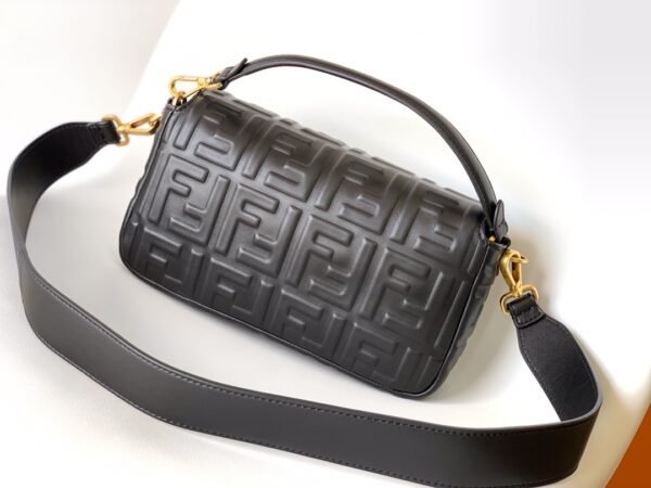 FENDI BAG - Image 4