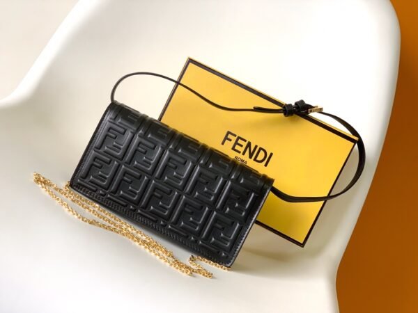 FENDI BAG - Image 4