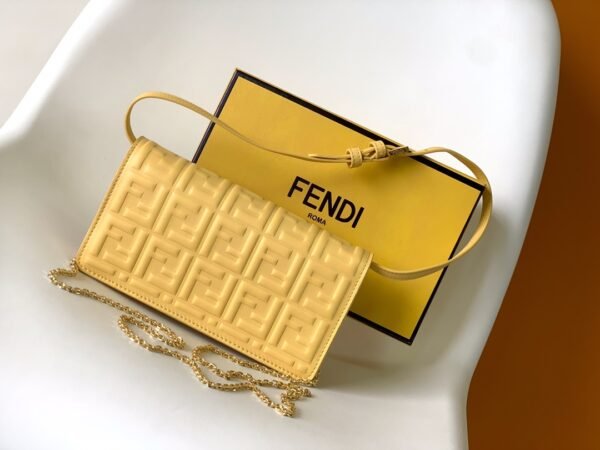 FENDI BAG - Image 4