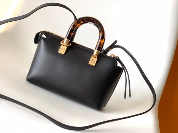 FENDI BAG - Image 4