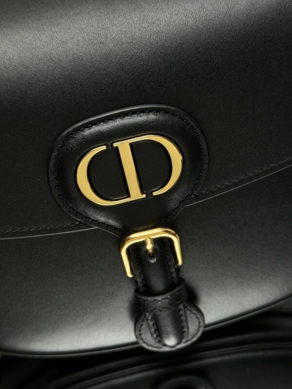 DIOR - Image 3