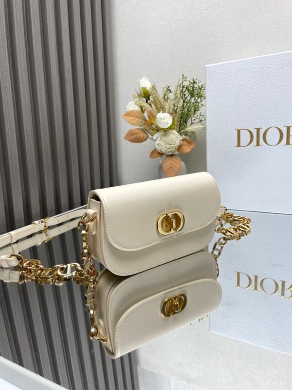 DIOR - Image 3