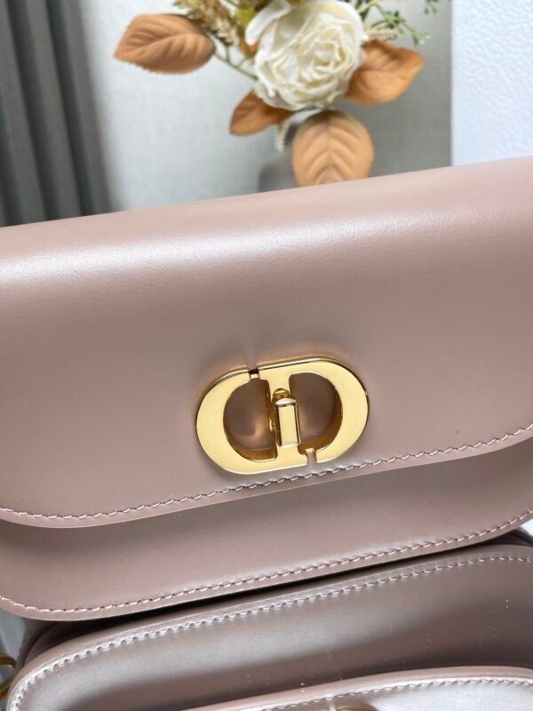 DIOR - Image 3