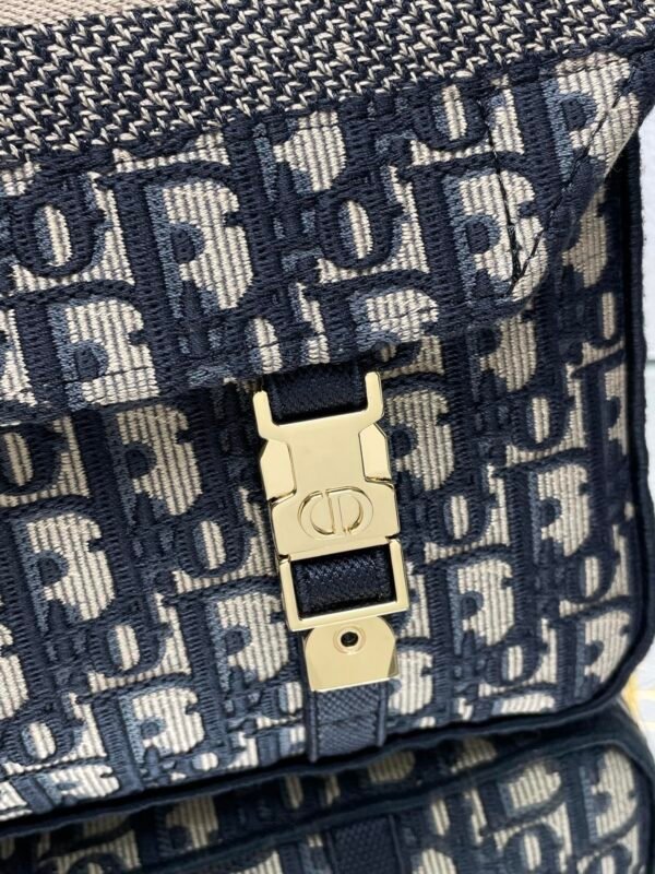 DIOR - Image 3