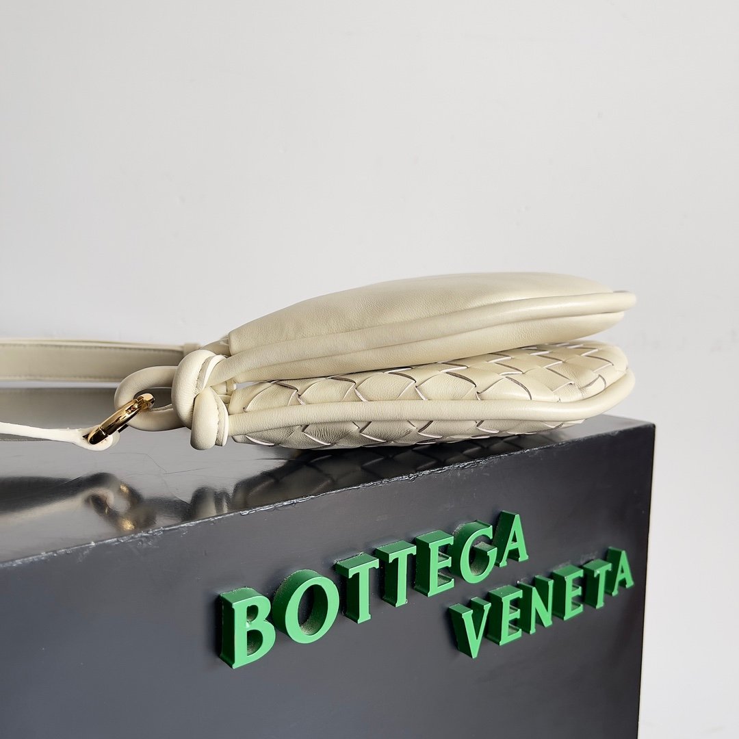 BOTTEGA VENETA - Image 3