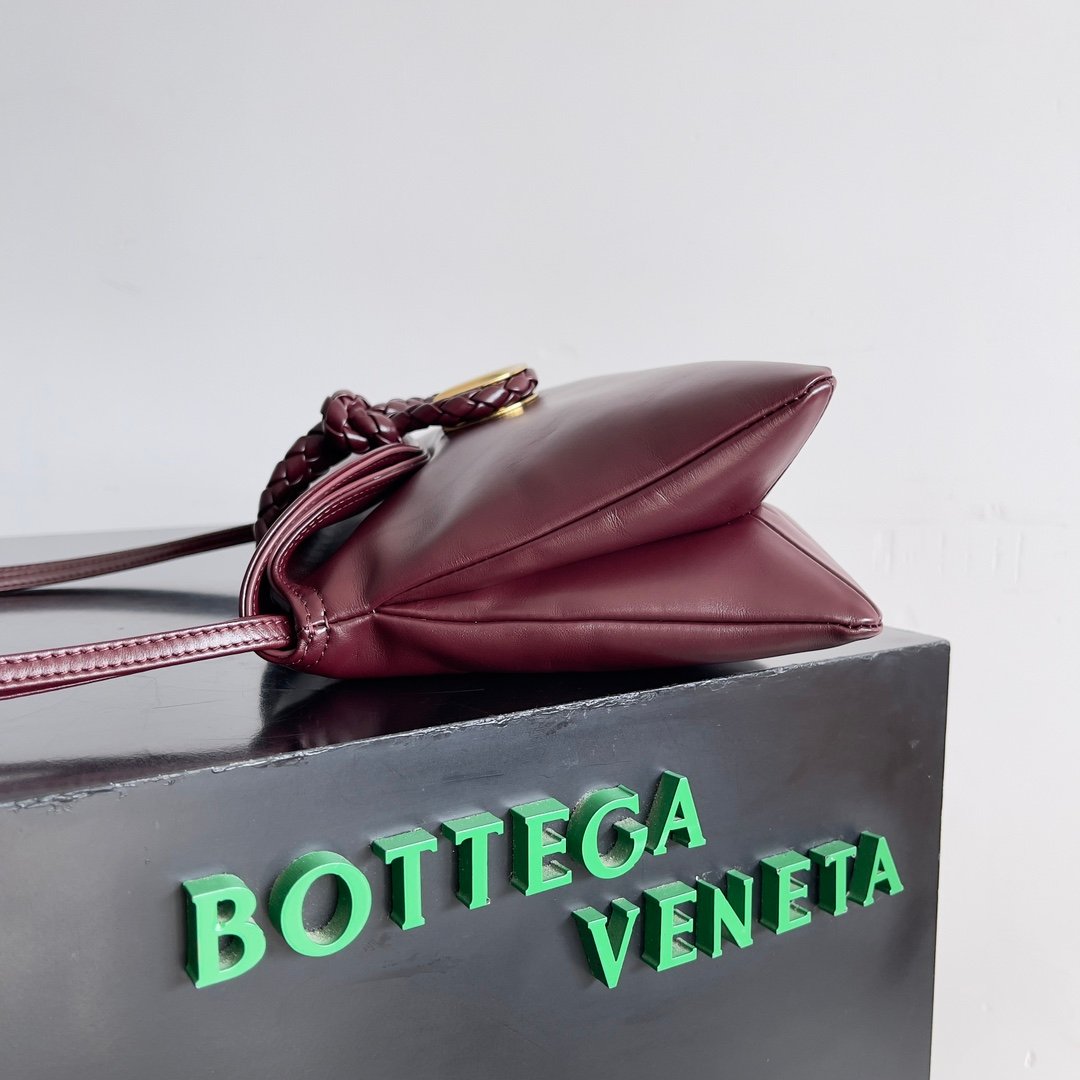 BOTTEGA VENETA - Image 3