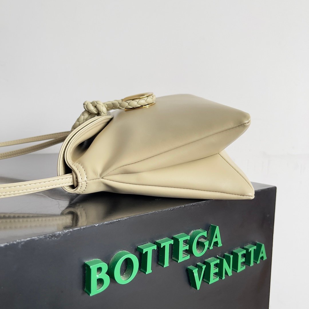 BOTTEGA VENETA - Image 3