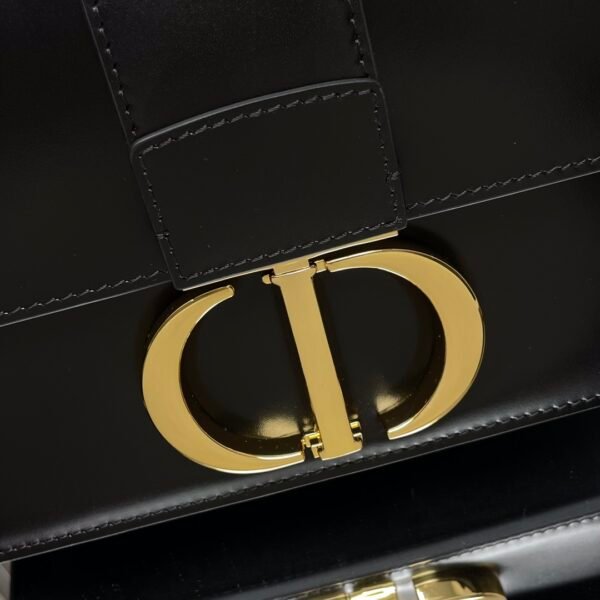 DIOR - Image 3