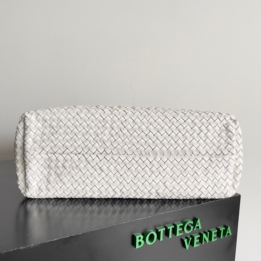BOTTEGA VENETA - Image 3
