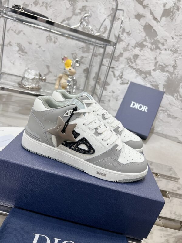 Dior women - Image 7
