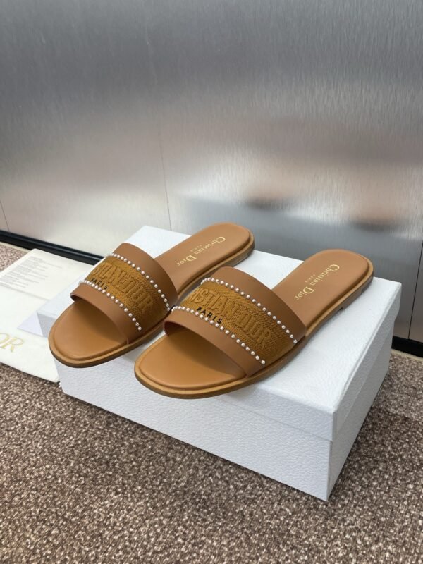 Dior women - Image 7