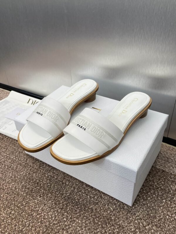 Dior women - Image 7