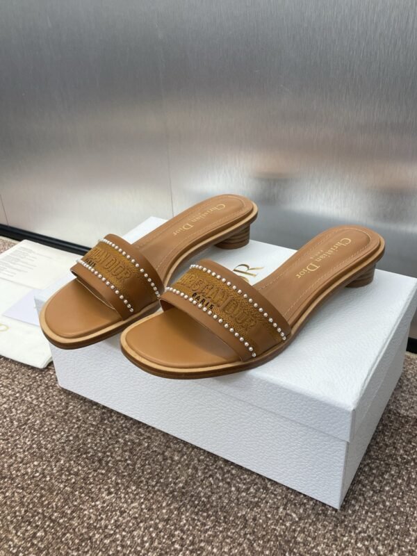 Dior women - Image 3