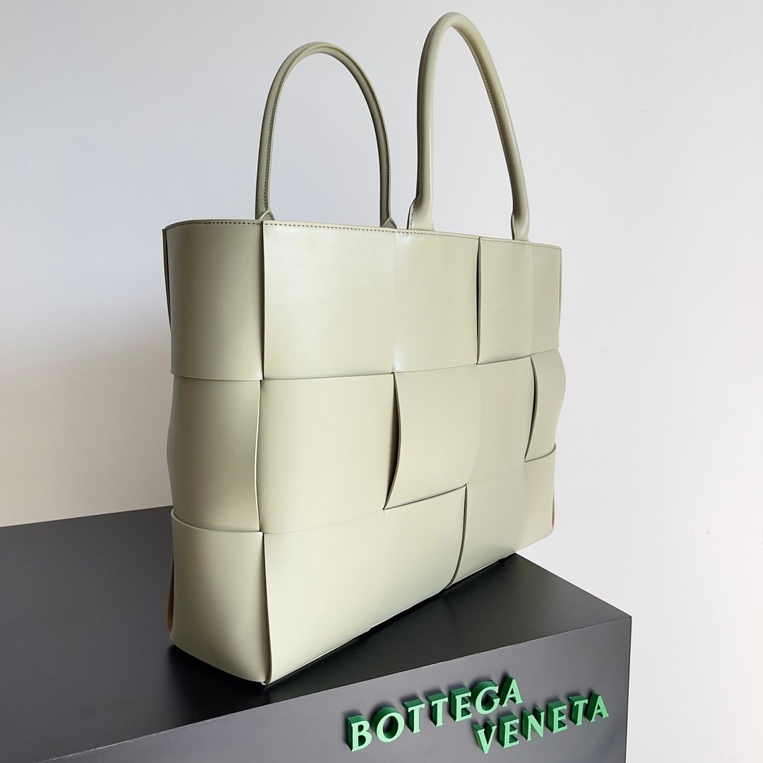 BOTTEGA VENETA - Image 3