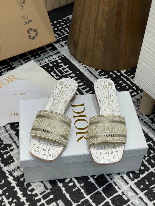 Dior women - Image 3