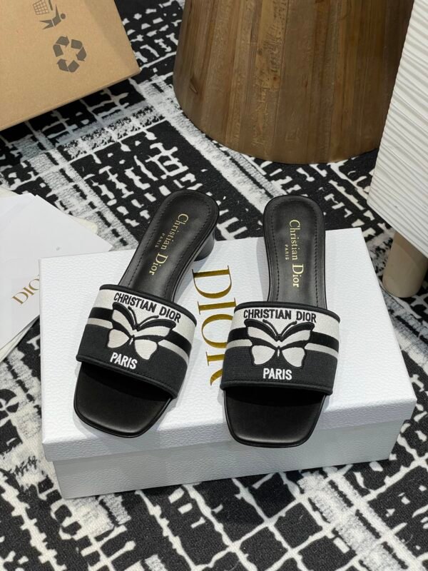 Dior women - Image 3