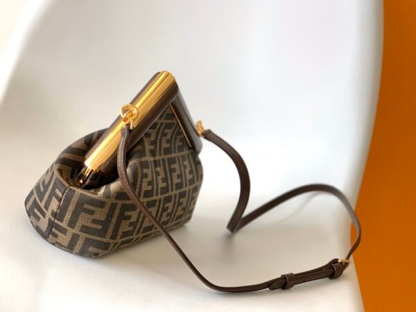 FENDI BAG - Image 4