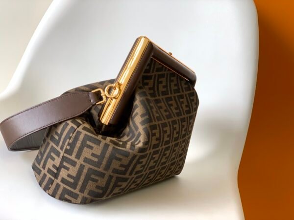 FENDI BAG - Image 4
