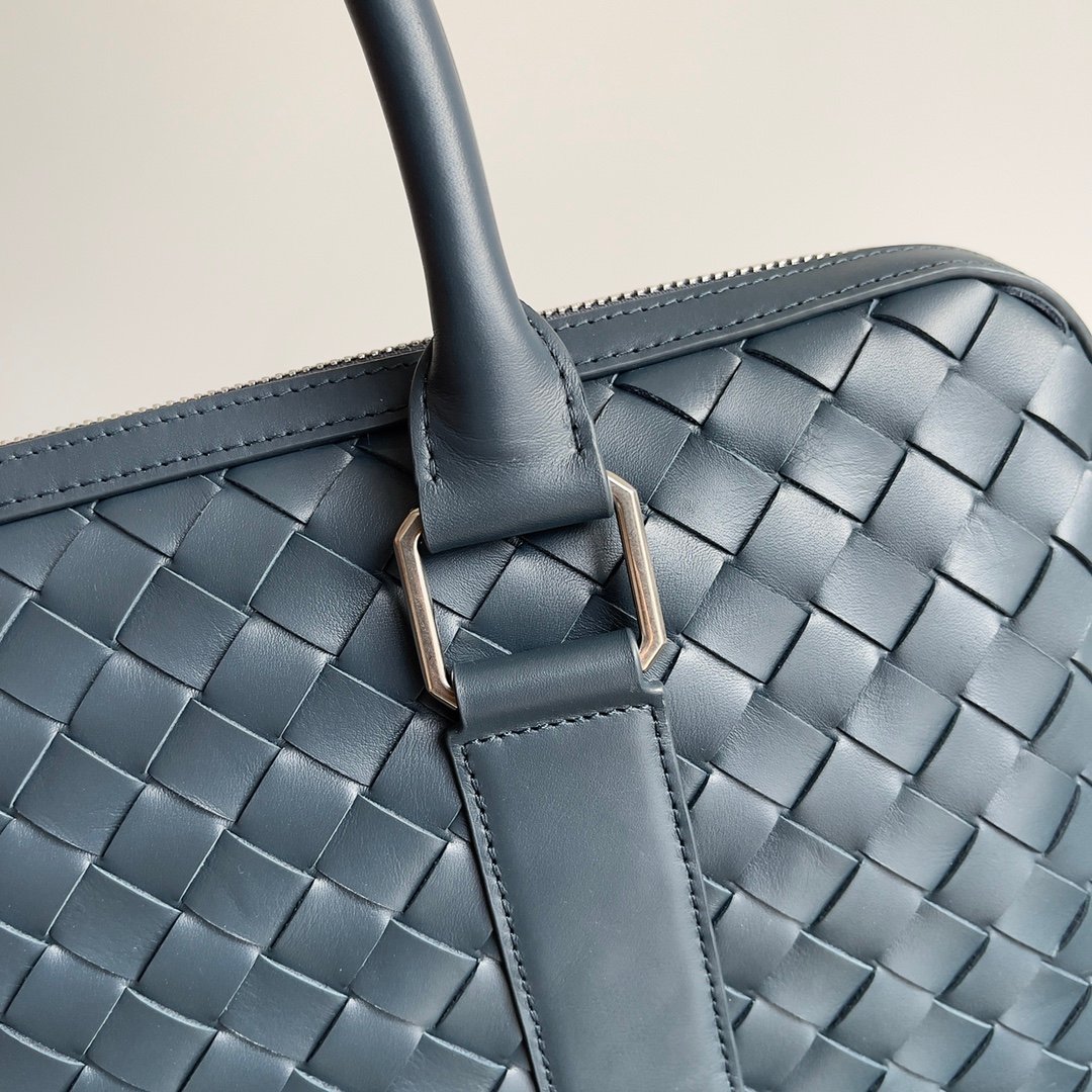 BOTTEGA VENETA - Image 3