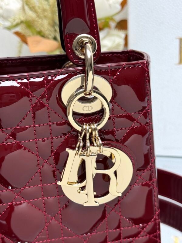 DIOR - Image 3