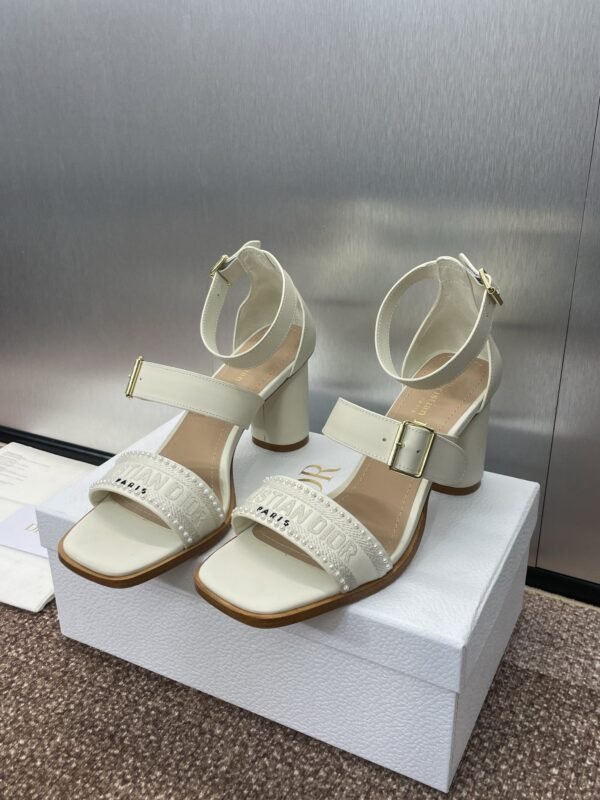 Dior women - Image 3