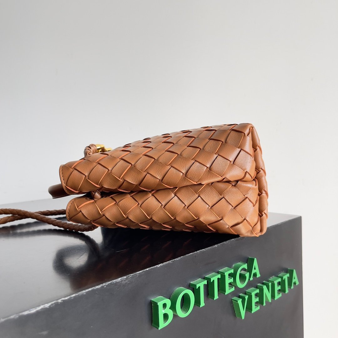 BOTTEGA VENETA - Image 3
