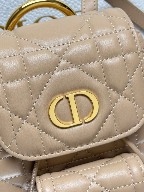 DIOR - Image 3