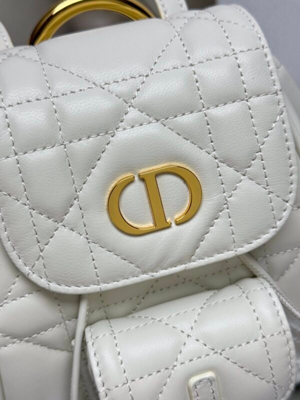 DIOR - Image 3